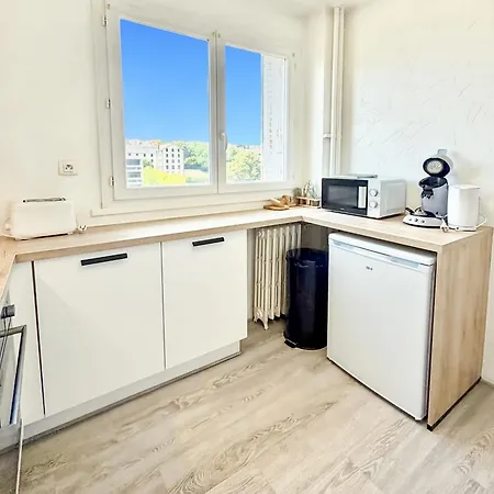 Apartment La Pupille De La Nation D'aurillac, 4 Pers, Wifi Aurillac